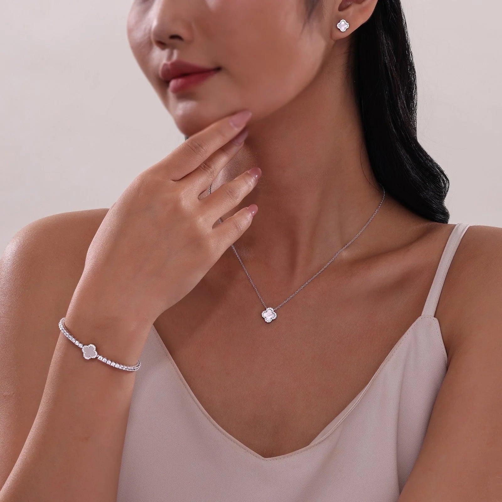 Lafonn Simulated Diamond & Mother of Pearl Halo Necklace N0334MPP20