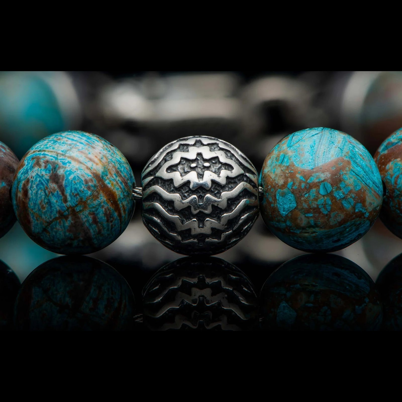 William Henry Seaside Blue Agate Beaded Bracelet
