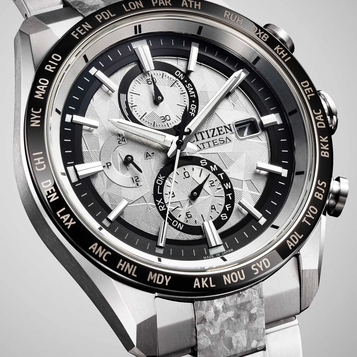 Citizen Eco-Drive Limited Edition Attesa &quot;Platinum Shine&quot; AT8284-61A