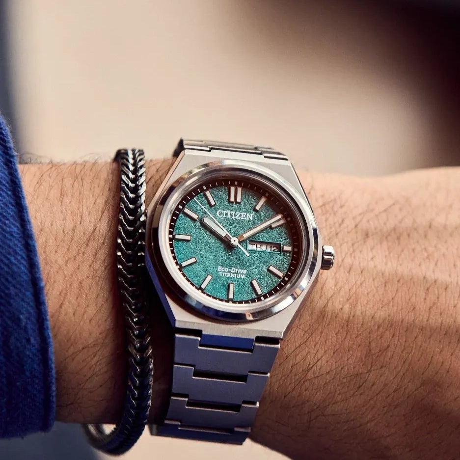 Citizen Eco-Drive Zenshin Three-Hand AW0130-85X