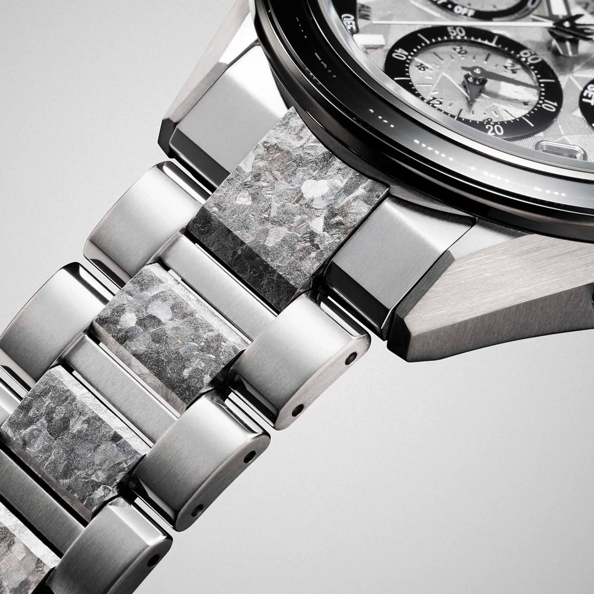 Citizen Eco-Drive Limited Edition Attesa &quot;Platinum Shine&quot; CC4076-65