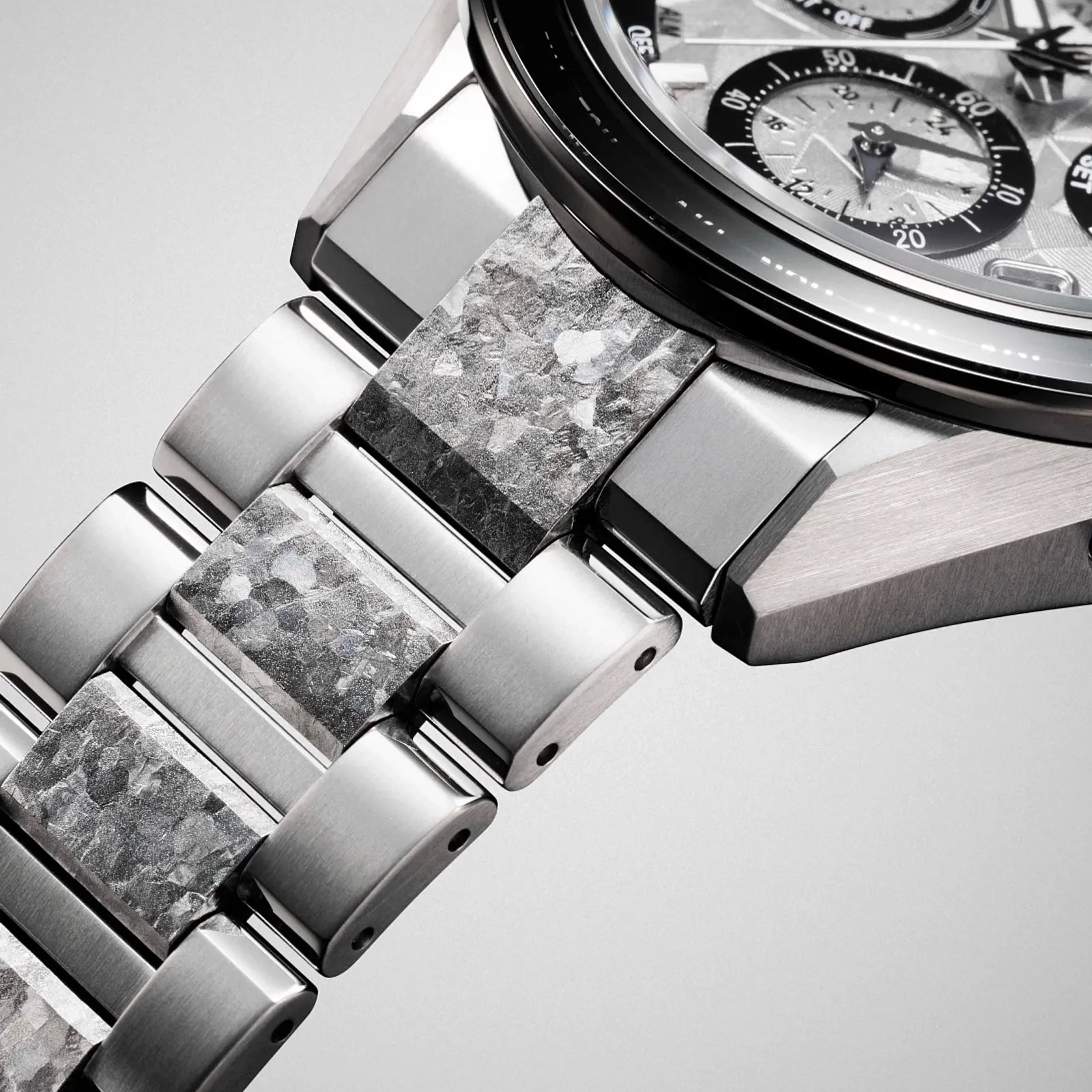 Citizen Eco-Drive Limited Edition Attesa "Platinum Shine" CC4076-65