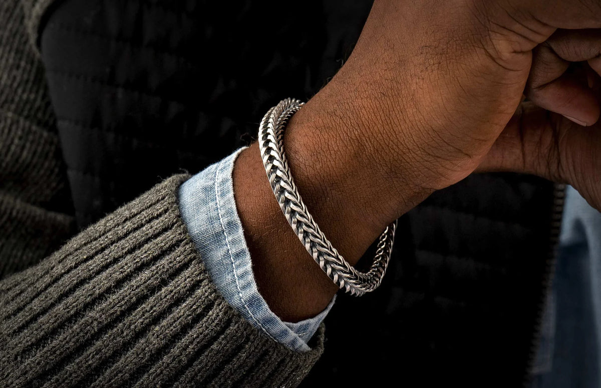 William Henry Paros Chain Bracelet