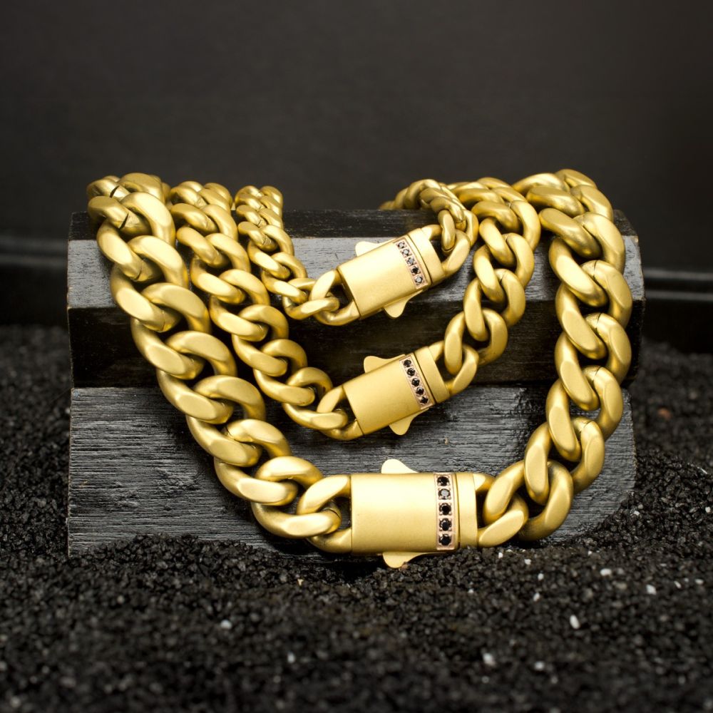 6mm 18K Gold Plated Stainless Steel Miami Cuban Matte Finish 8" Chain Bracelet with Genuine Black Sapphire 18K Gold Plated Box Clasp BR659GP-680