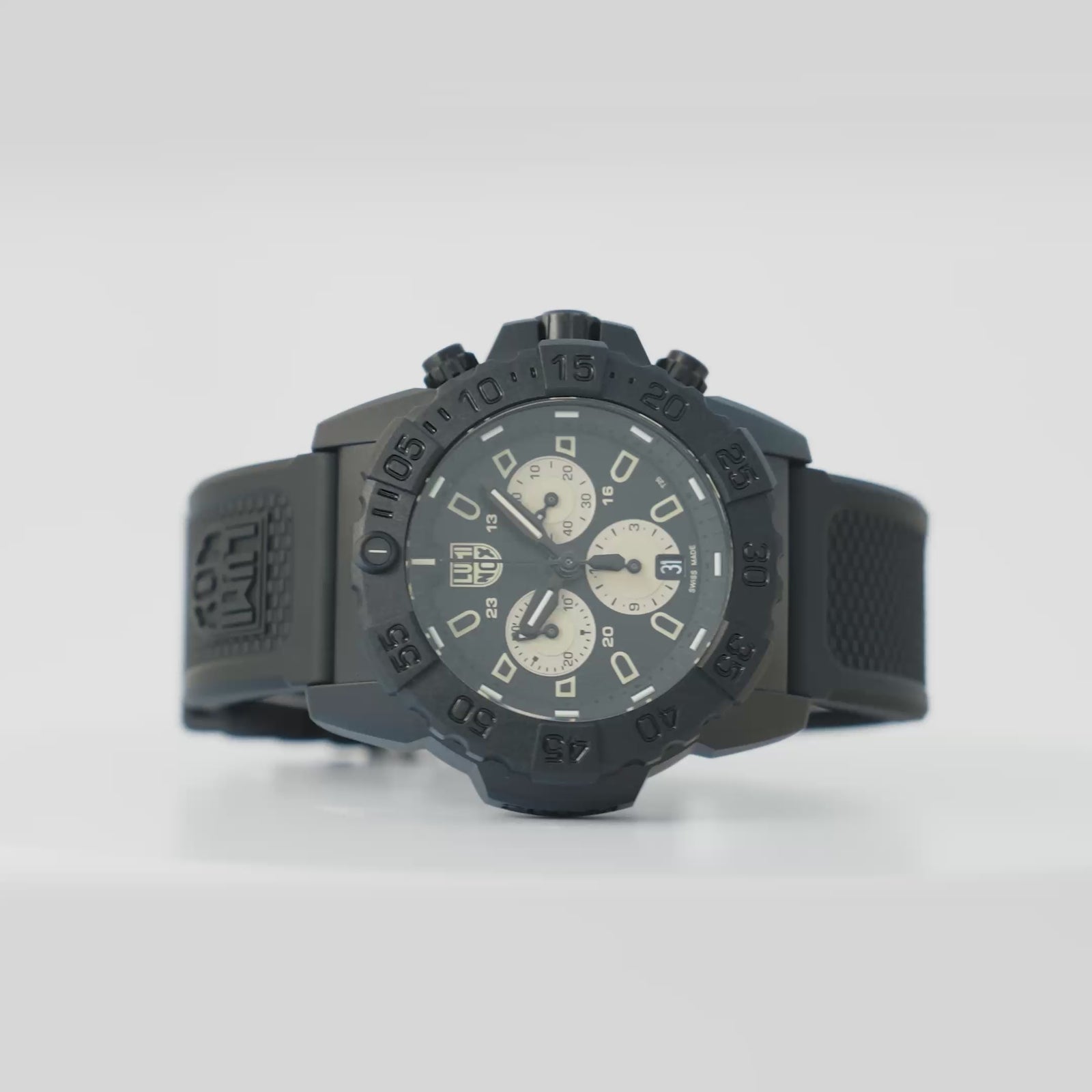 Luminox Navy Seal Chronograph Series 3587