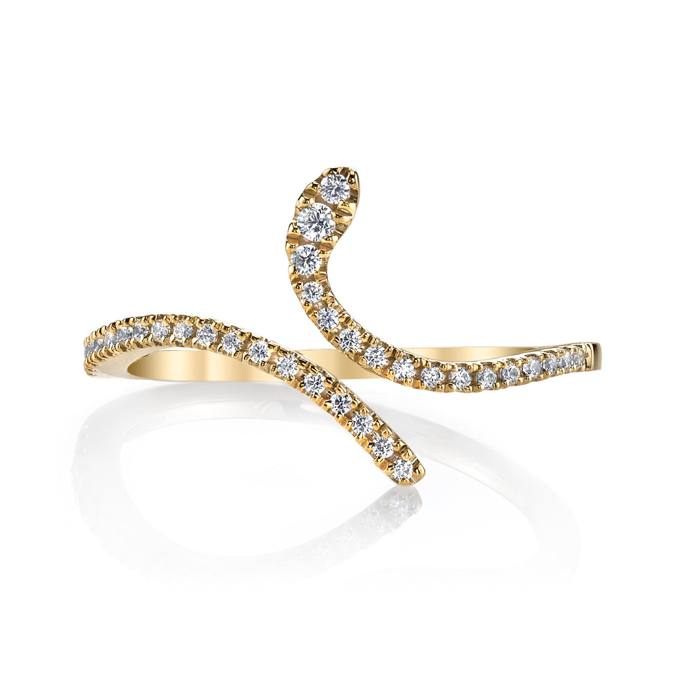 14K Yellow Gold 0.17ct. Curving Diamond Accent Fashion Ring