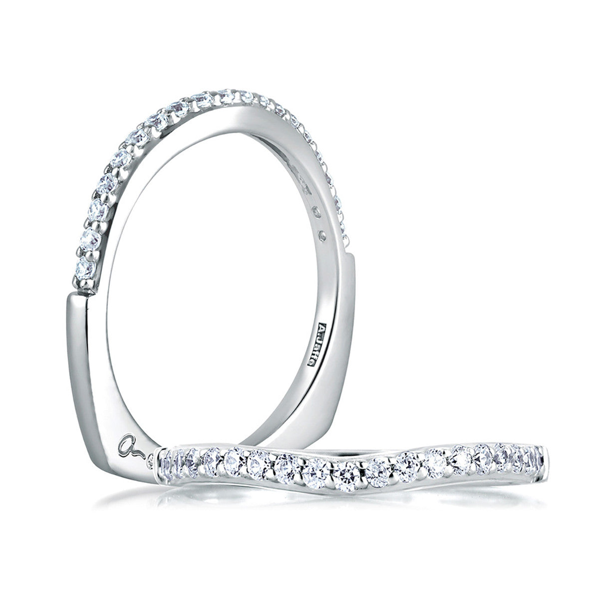 A. Jaffe Shared Prong Signature Diamond Wedding Band MRS144/24