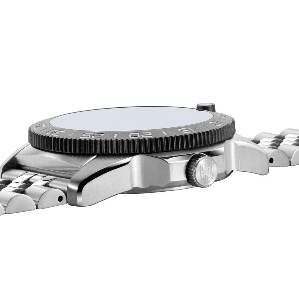 Luminox Pacific Diver Ripple 3120M Series 3126M