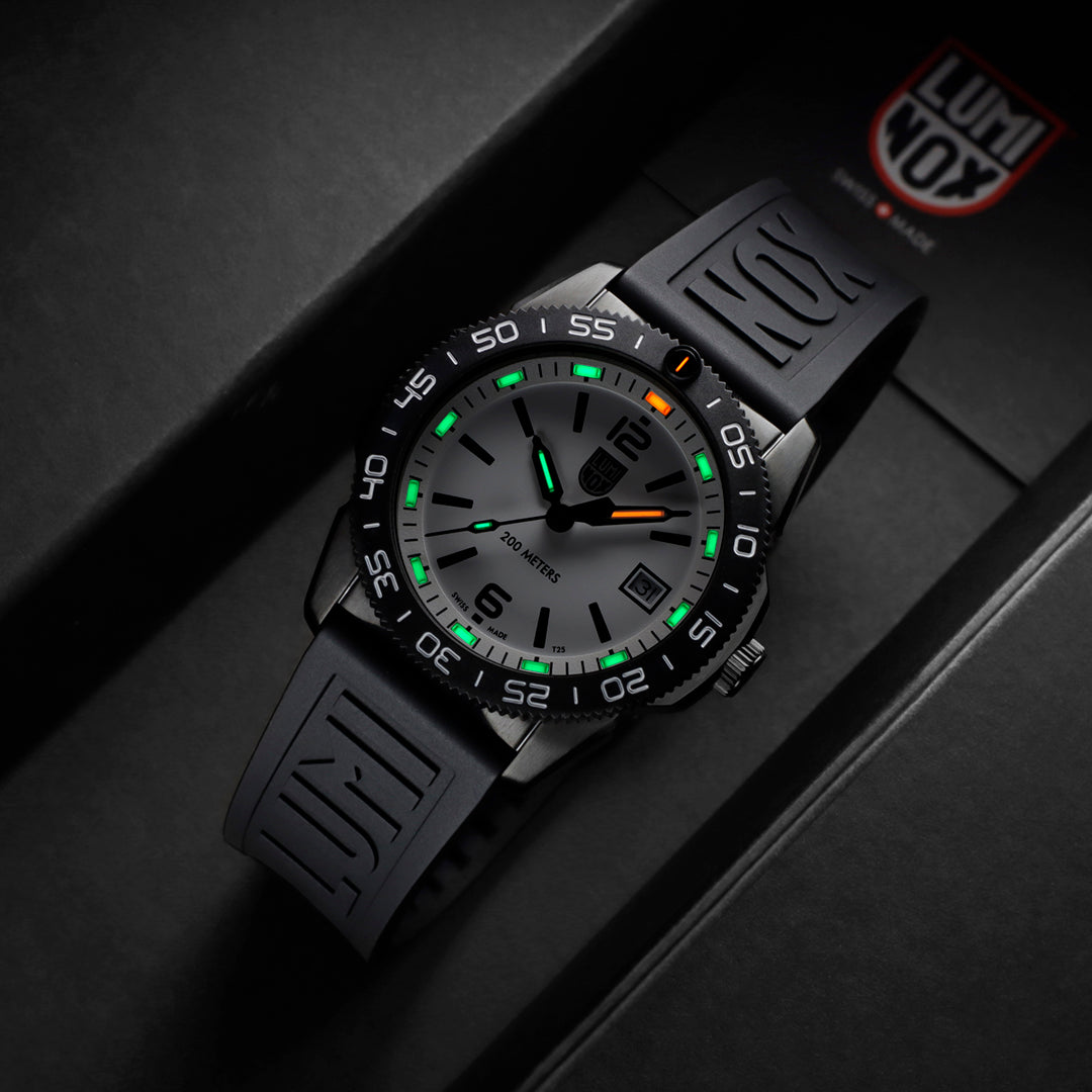 Luminox Pacific Diver Ripple 3120M Series 3127M