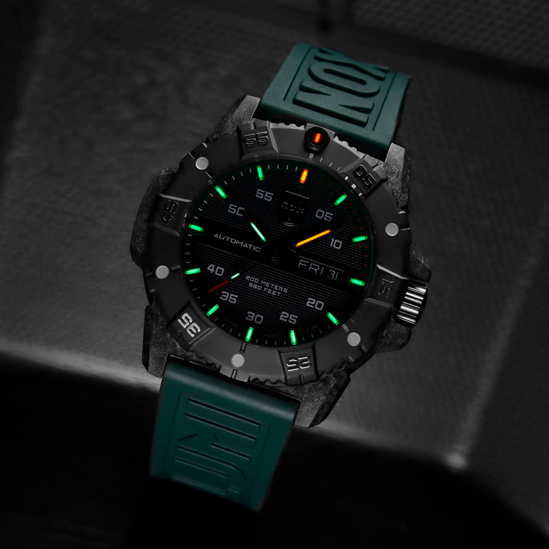 Luminox Master Carbon SEAL Automatic Series 3877